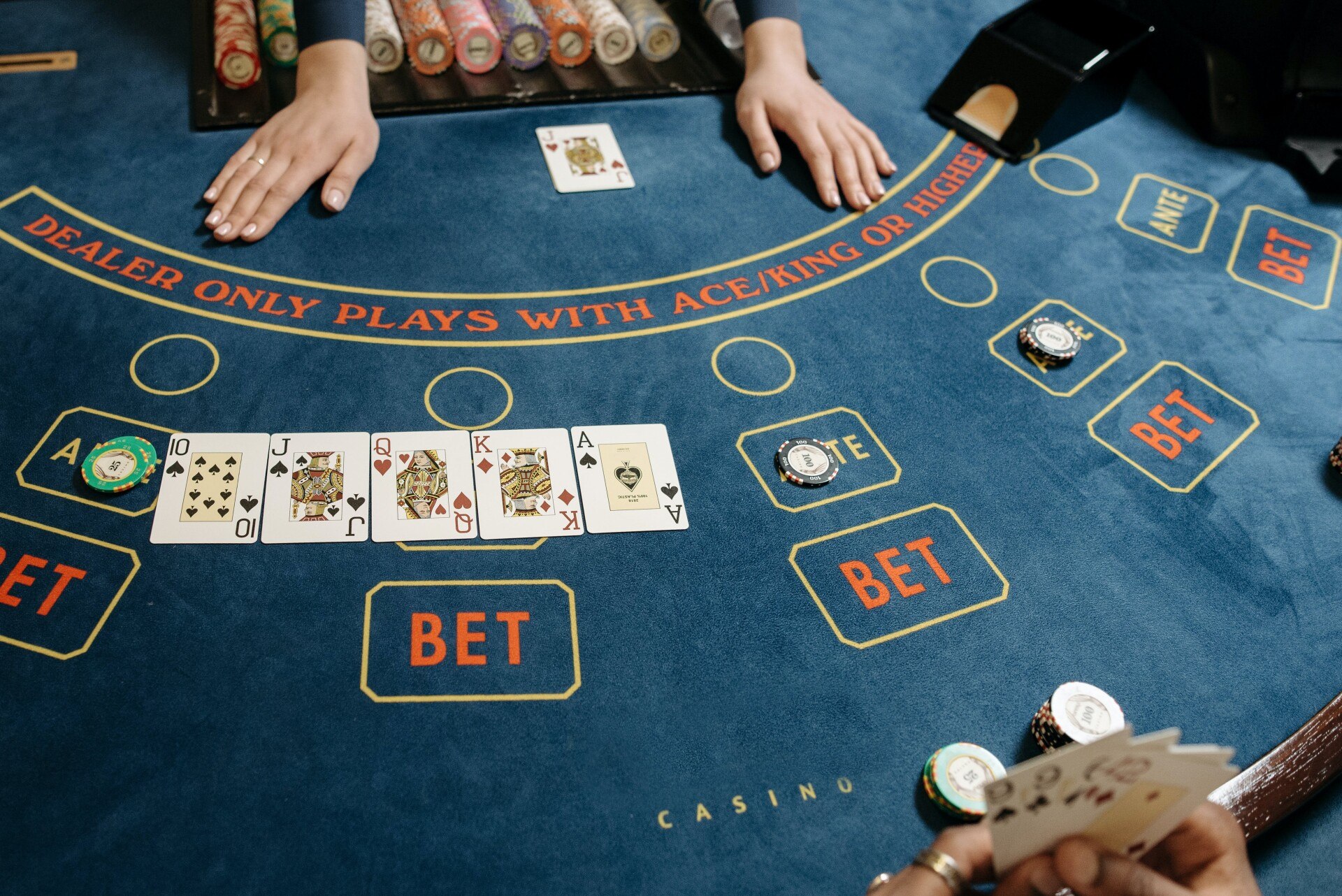 Los secretos detrás de los bonos sin depósito en casinos